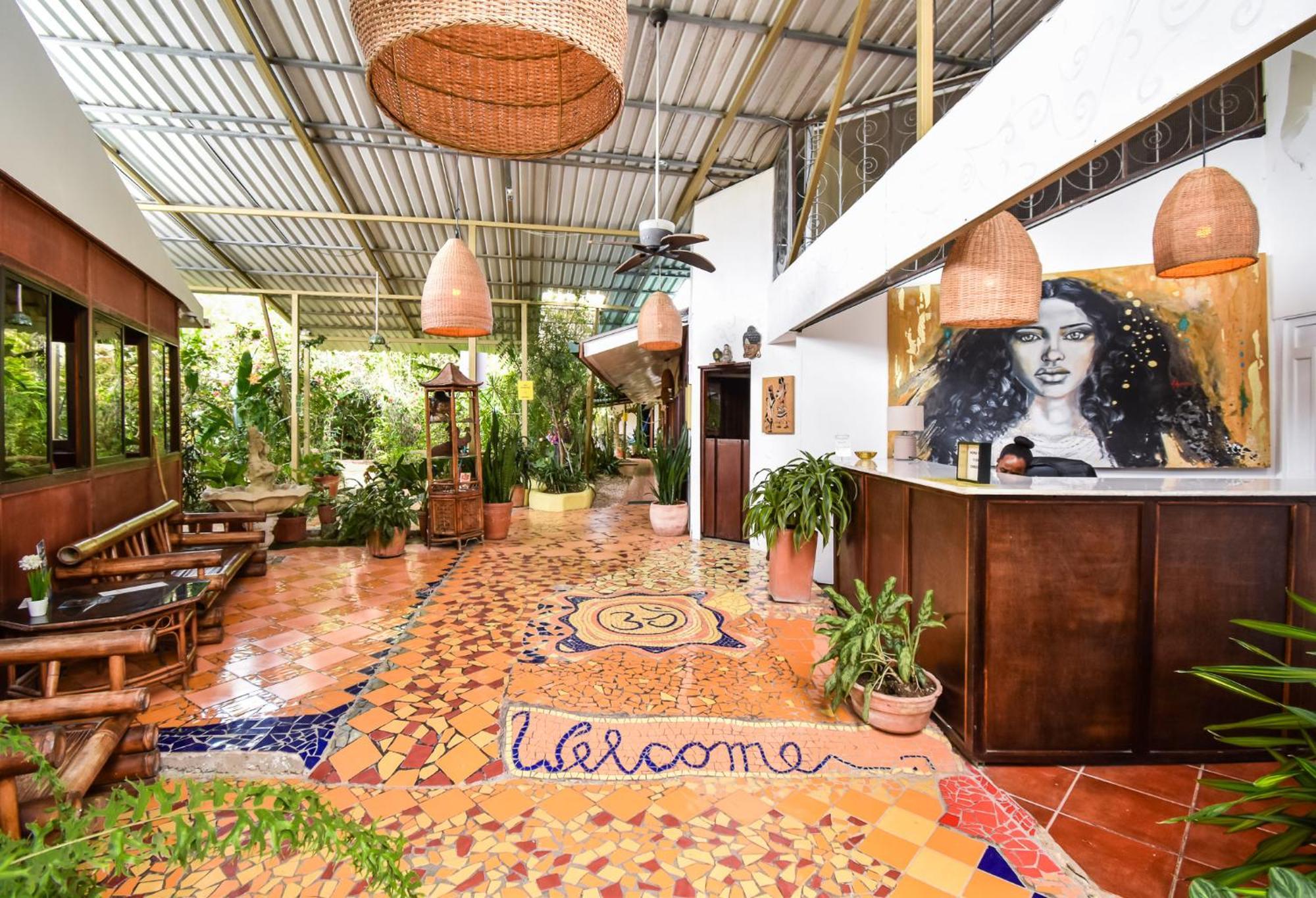 Cabinas Jacaranda Puerto Viejo de Talamanca Exterior foto
